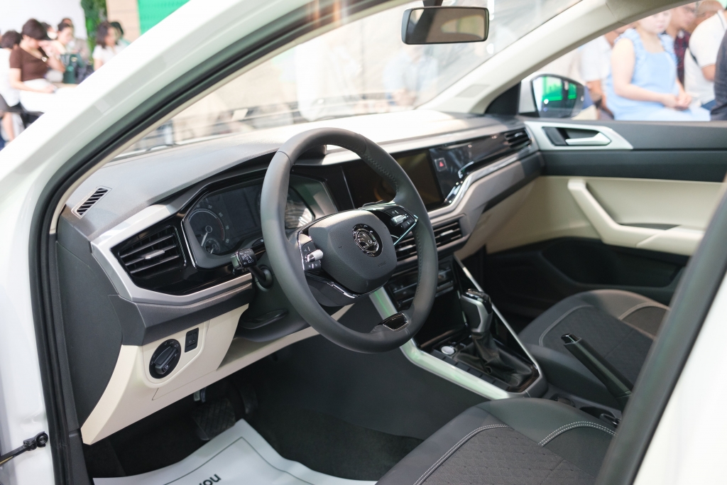 Skoda Việt Nam ra mắt mẫu sedan SLAVIA với giá bán lẻ chỉ từ 421 triệu đồng