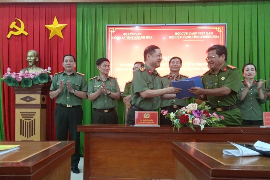 Khánh Hòa: Ký kết quy chế phối hợp gữa Công an tỉnh và Hội Cựu CAND tỉnh