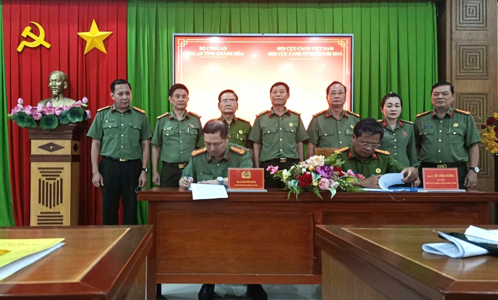 Khánh Hòa: Ký kết quy chế phối hợp gữa Công an tỉnh và Hội Cựu CAND tỉnh