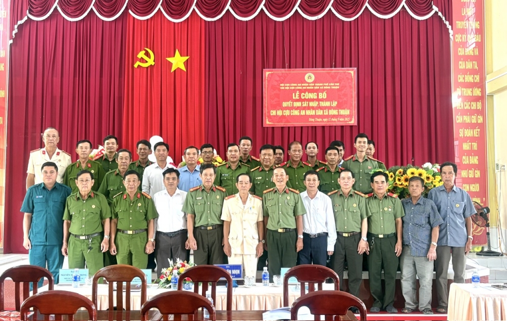 Cần Thơ: Công bố quyết định thành lập Chi hội Cựu CAND xã Đông Thuận