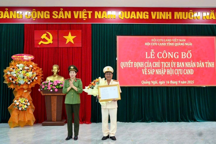 Công bố quyết định hợp nhất Hội Cựu CAND tỉnh Quảng Ngãi và Kon Tum