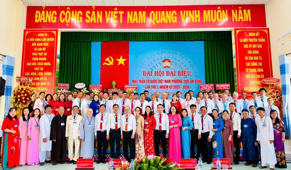 Nhiều Chi hội Cựu CAND phường, xã tại Cần Thơ được kết nạp vào Mặt trận Tổ quốc Việt Nam