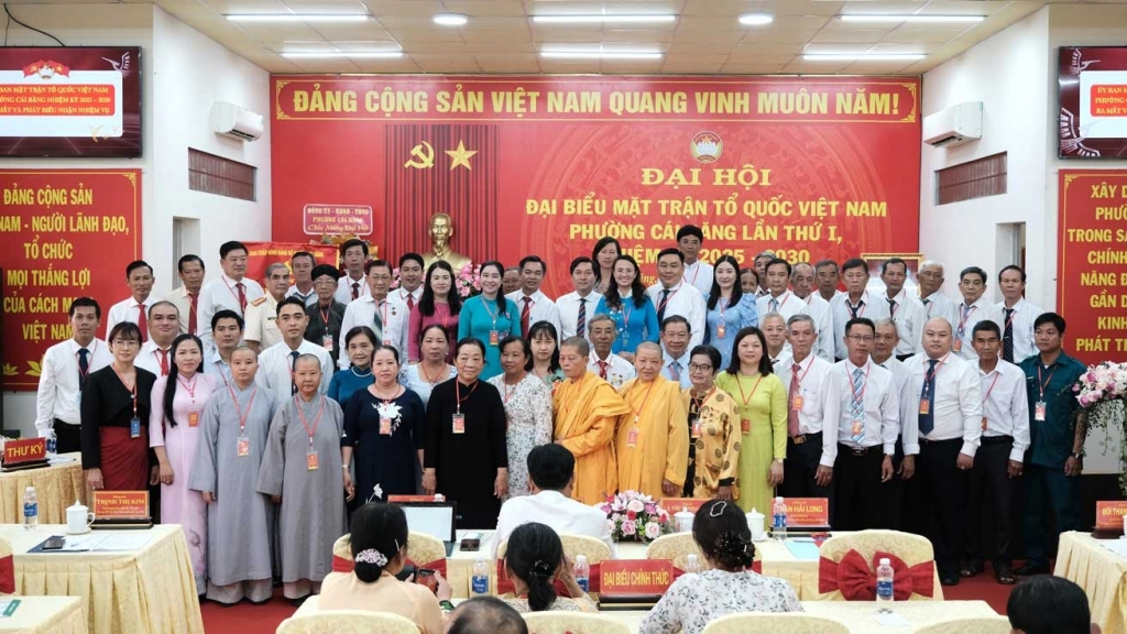 Nhiều Chi hội Cựu CAND phường, xã tại Cần Thơ được kết nạp vào Mặt trận Tổ quốc Việt Nam