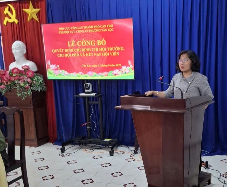 Cần Thơ: Công bố quyết định chỉ định Chi hội trưởng Hội Cựu CAND phường Tân Lộc