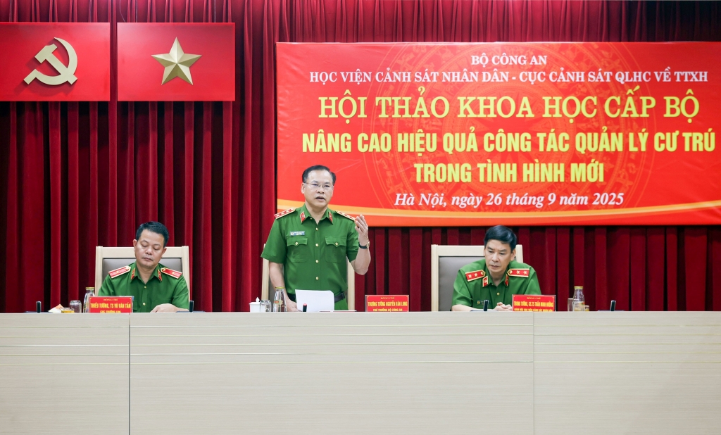 Nâng cao hiệu quả quản lý cư trú trong tình hình mới