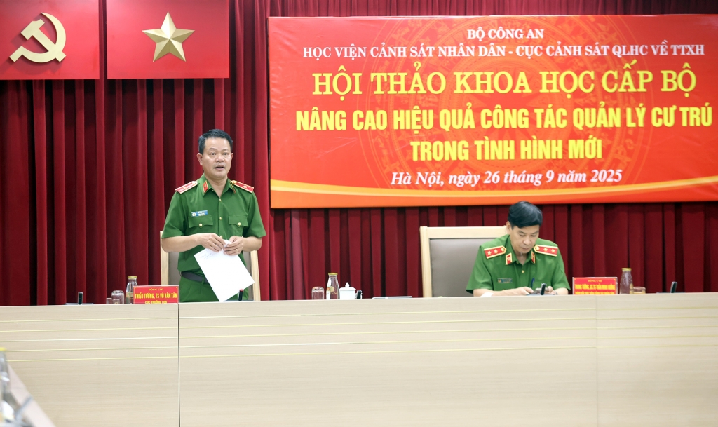 Nâng cao hiệu quả quản lý cư trú trong tình hình mới