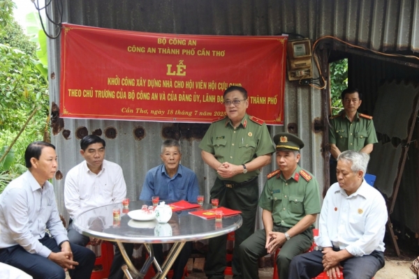 Công an TP Cần Thơ hỗ trợ tích cực cho Hội Cựu CAND hoạt động