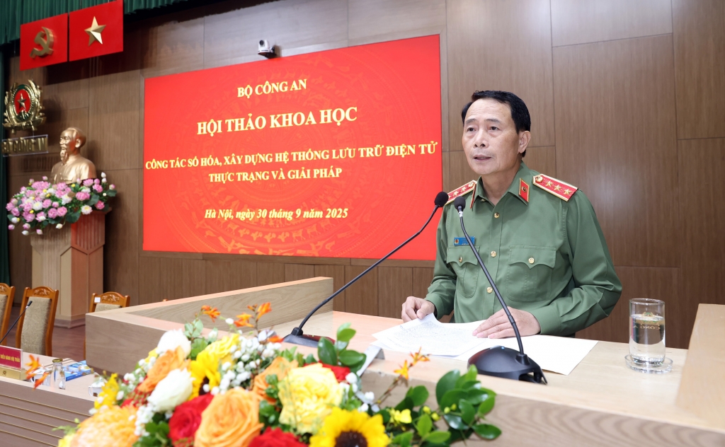 Đẩy mạnh số hóa, hiện đại hóa công tác lưu trữ trong CAND