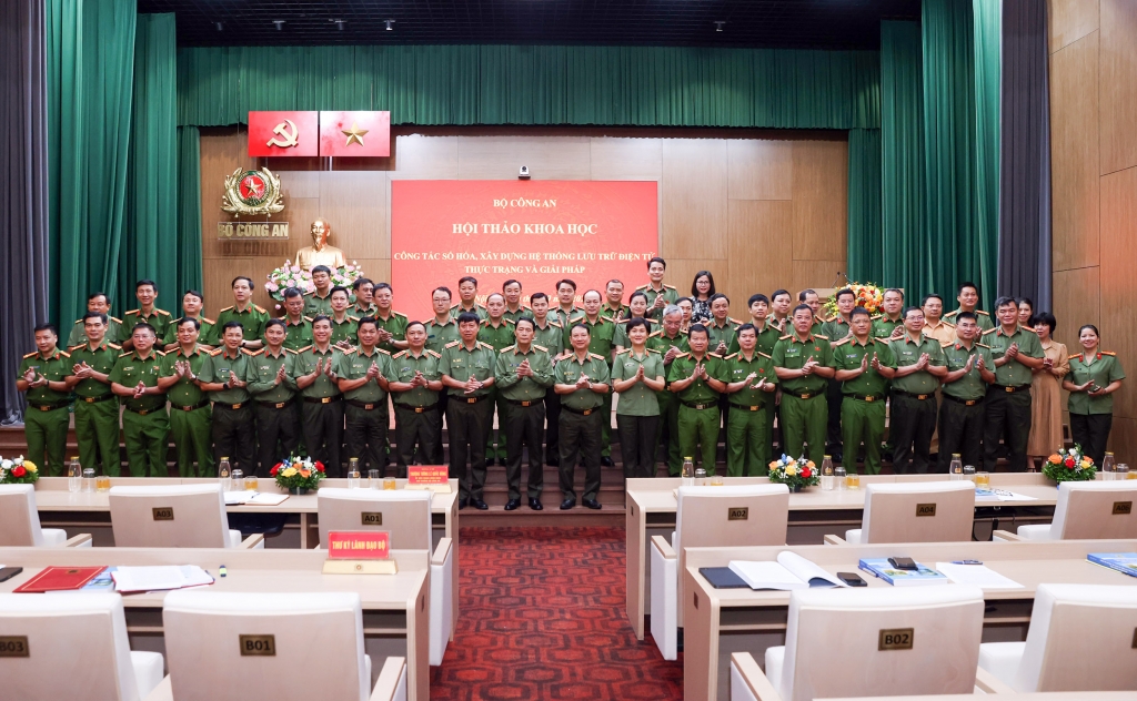 Đẩy mạnh số hóa, hiện đại hóa công tác lưu trữ trong CAND