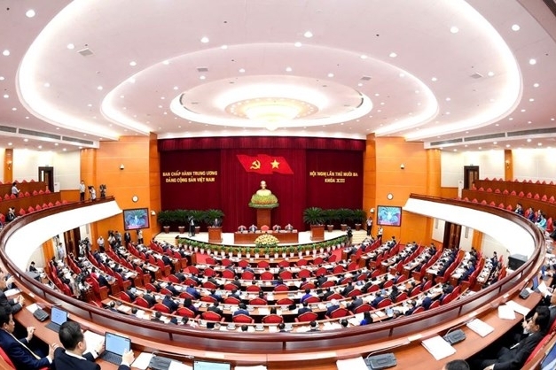Dự thảo Báo cáo tổng kết 15 năm thi hành Điều lệ Đảng (2011 - 2025) và đề xuất, định hướng bổ sung, sửa đổi Điều lệ Đảng