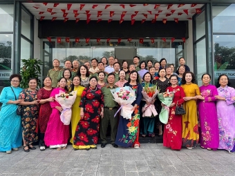 Ninh Bình: Chi hội Cựu CAND phường Phủ Lý gặp mặt nữ hội viên nhân Ngày 20/10