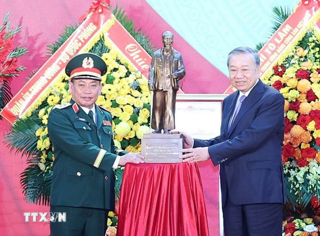 Tổng Bí thư: Tiếp tục thực hiện tốt vai trò cơ quan tình báo chiến lược của Đảng, Nhà nước -0