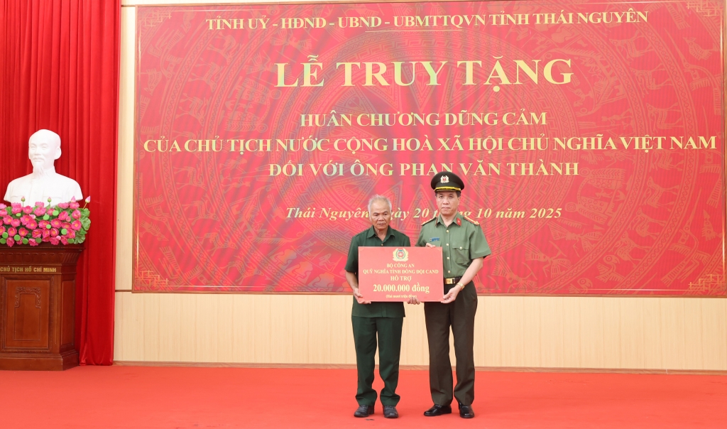 Vinh danh tấm gương quên mình cứu người trong lũ dữ ở Thái Nguyên