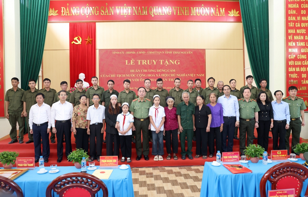 Vinh danh tấm gương quên mình cứu người trong lũ dữ ở Thái Nguyên