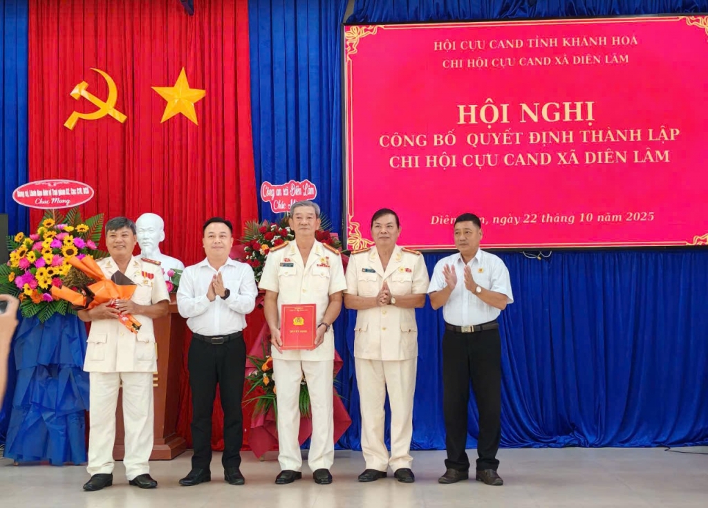 Khánh Hòa: Công bố quyết định thành lập Chi hội Cựu CAND xã Diên Lâm