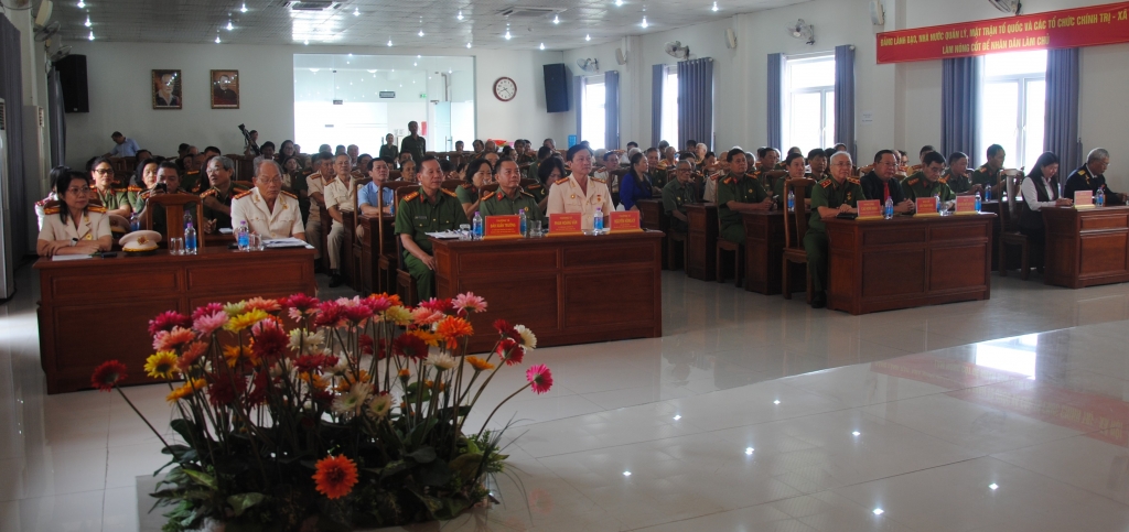 Khánh Hòa: Công bố quyết định thành lập Chi hội Cựu CAND phường Nha Trang Khánh Hòa: Công bố quyết định thành lập Chi hội Cựu CAND phường Nha Trang