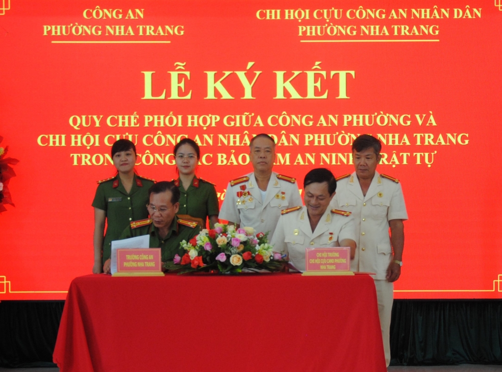 Khánh Hòa: Công bố quyết định thành lập Chi hội Cựu CAND phường Nha Trang Khánh Hòa: Công bố quyết định thành lập Chi hội Cựu CAND phường Nha Trang