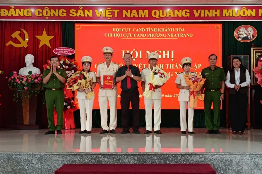 Khánh Hòa: Công bố quyết định thành lập Chi hội Cựu CAND phường Nha Trang