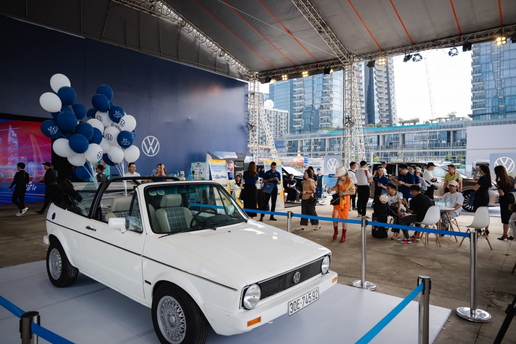 Volkswagen Golf thế hệ mới ra mắt Việt Nam