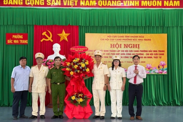 Khánh Hoà: Công bố quyết định thành lập Chi hội Cựu CAND phường Bắc Nha Trang