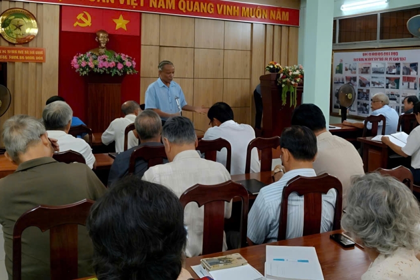 Thường trực Hội Cựu CAND TP.HCM cụm 2 tổ chức thảo luận 7 dự thảo văn bản của Hội Cựu CAND TP.HCM