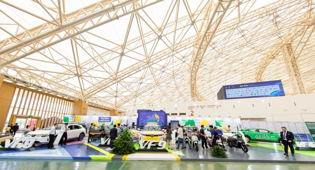 Khai mạc tuần lễ công nghiệp và công nghệ Việt Nam