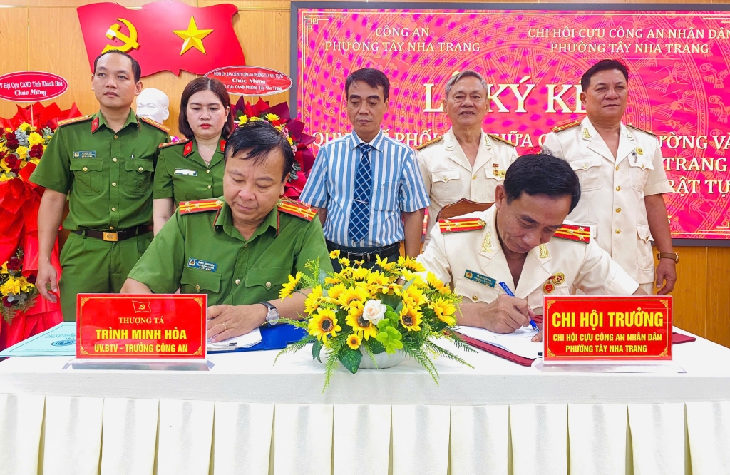 Khánh Hòa: Công bố quyết định thành lập Chi hội Cựu CAND phường Tây Nha Trang