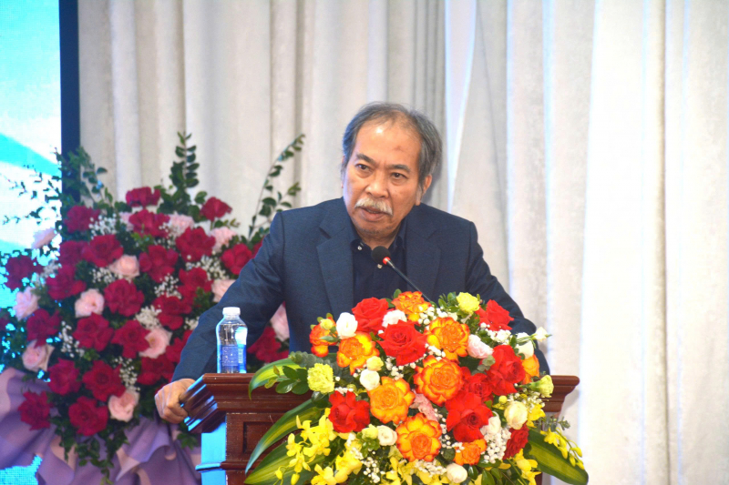 Người viết văn trẻ băn khoăn gì về văn học Việt Nam từ sau 1975? -0