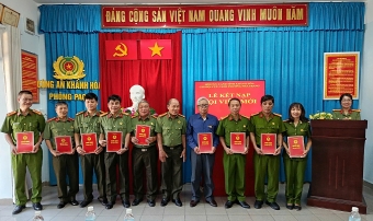 Khánh Hòa: Chi hội Cựu CAND phường Nha Trang kết nạp hội viên mới