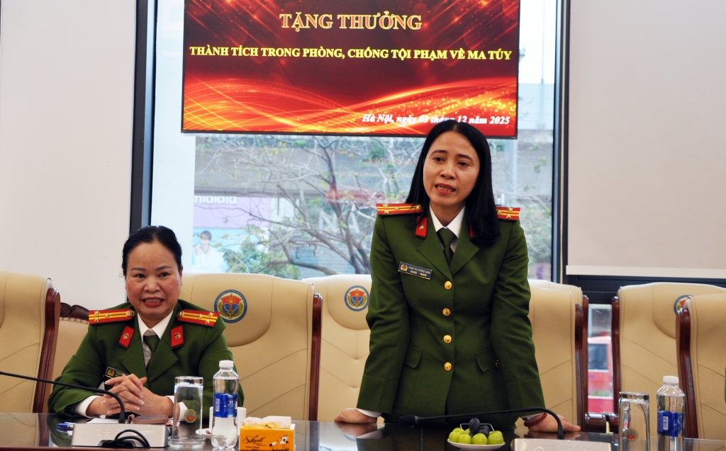 CLB Doanh nghiệp Cựu CAND Việt Nam tặng thưởng đơn vị thực hiện chuyên án ma túy 825T