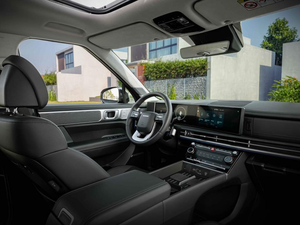 Hyundai Santa Fe Hybrid ra mắt thị trường Việt Nam