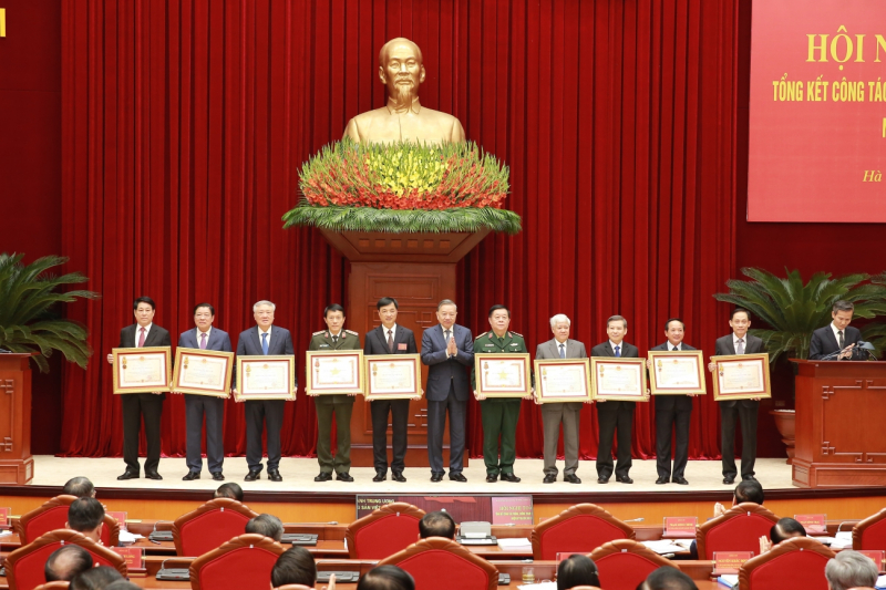 “Kiên trì, quyết tâm, đồng thuận, toàn diện và đột phá” trong phòng, chống tham nhũng, lãng phí, tiêu cực -0