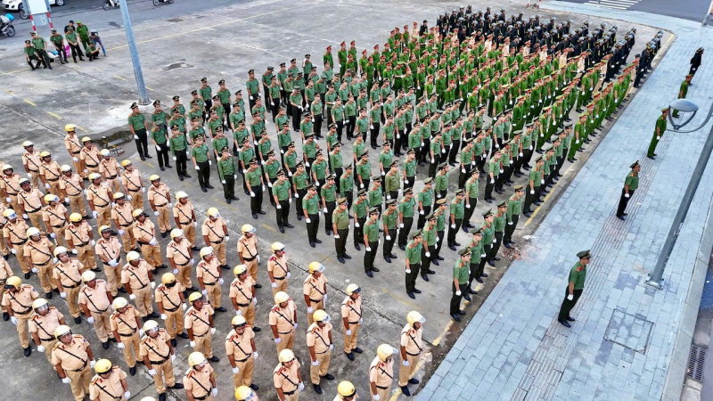 Công an các địa phương đồng loạt ra quân tấn công, trấn áp tội phạm -0