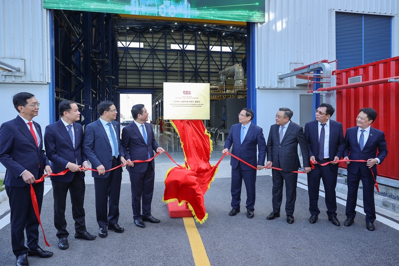 Thủ tướng khánh thành nhà máy điện LNG đầu tiên của Việt Nam – dự án kiểu mẫu, tiêu biểu về nhiều mặt -0