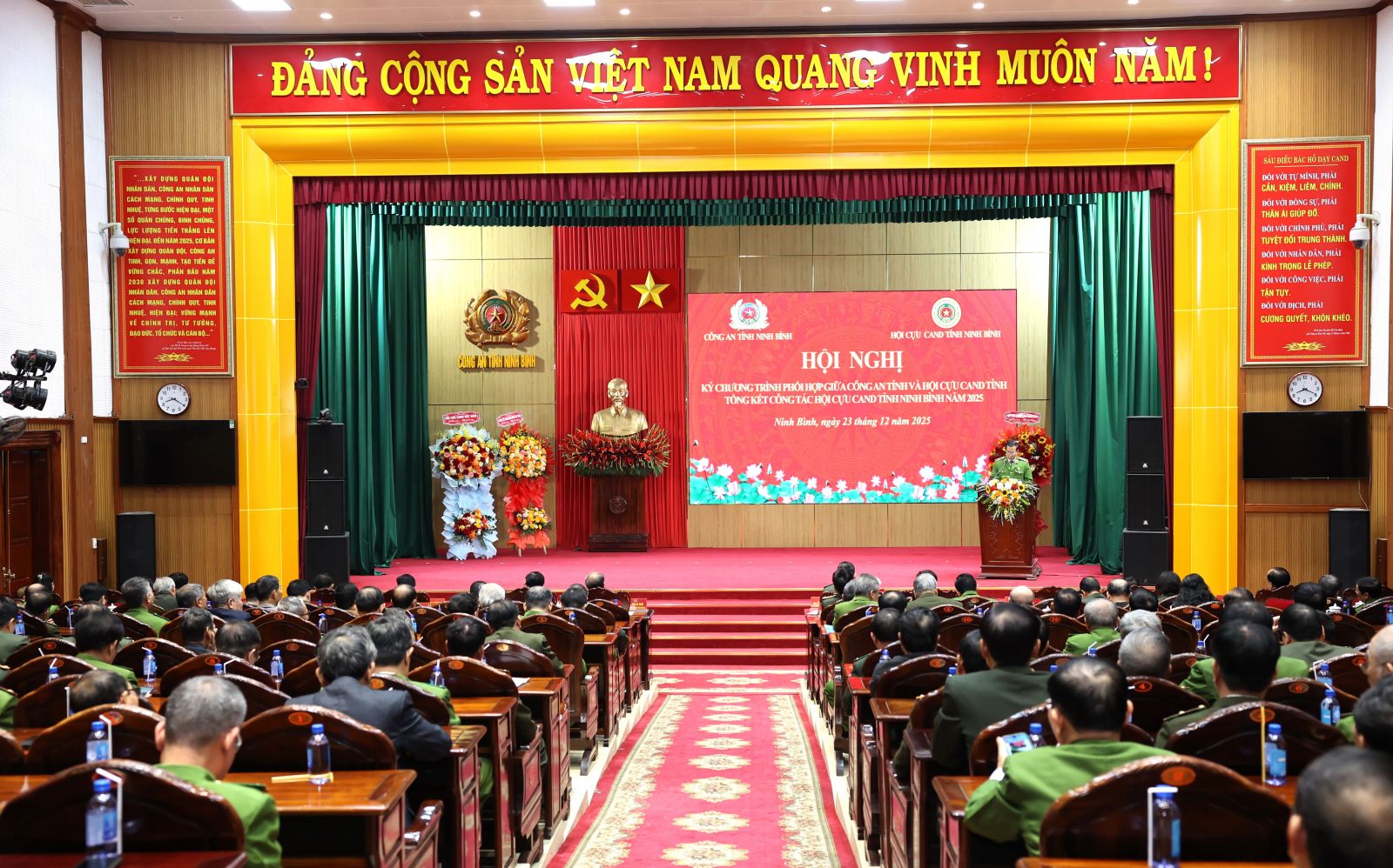 Ninh Bình: Ký kết Chương trình phối hợp giữa Công an tỉnh và Hội Cựu CAND tỉnh