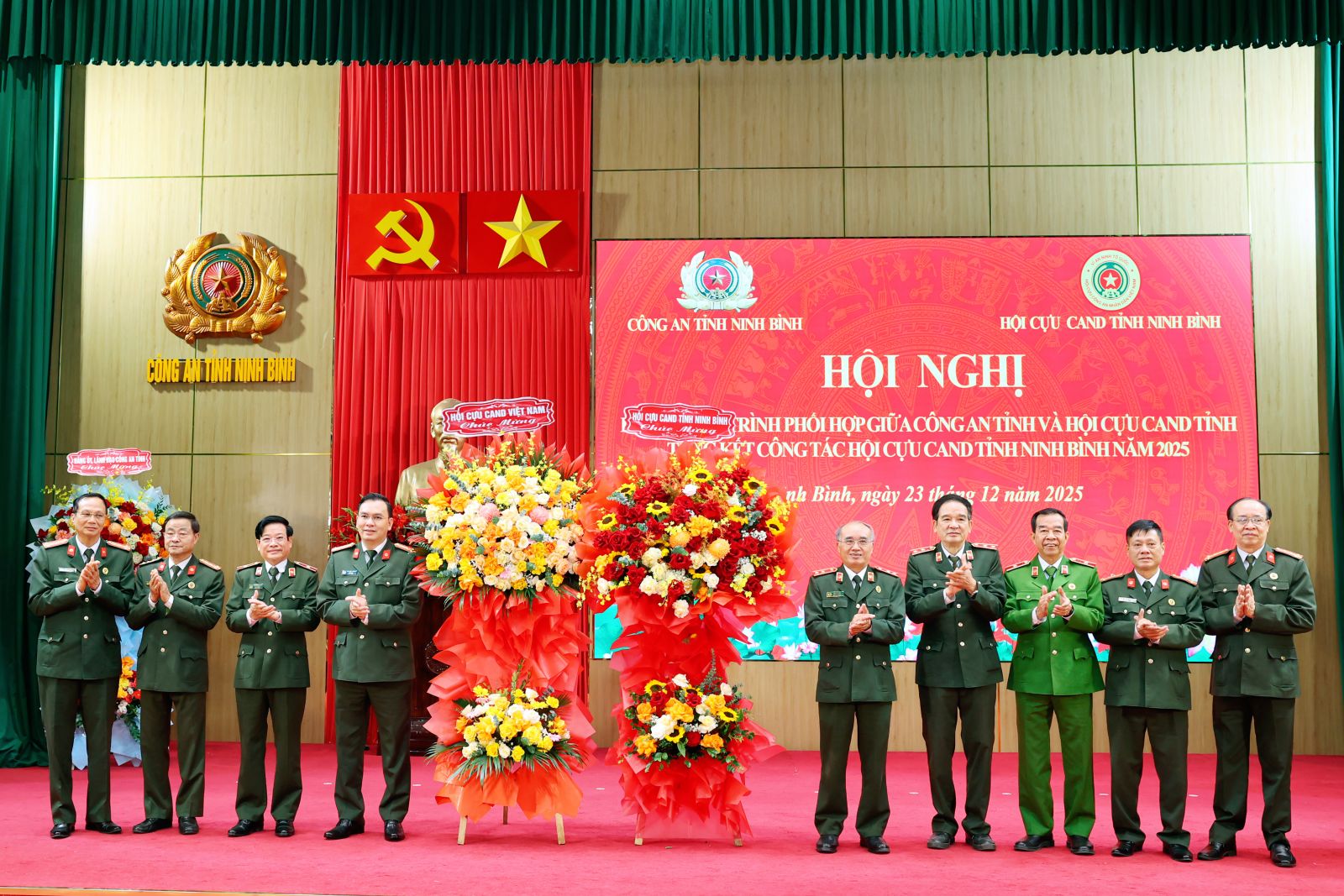 Ninh Bình: Ký kết Chương trình phối hợp giữa Công an tỉnh và Hội Cựu CAND tỉnh