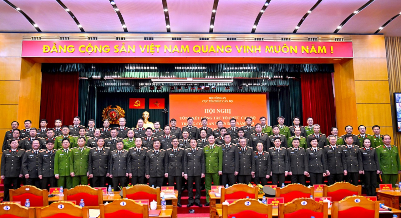 Đưa công tác cán bộ trở thành đòn bẩy, góp phần đạt mục tiêu cao của công tác Công an -0