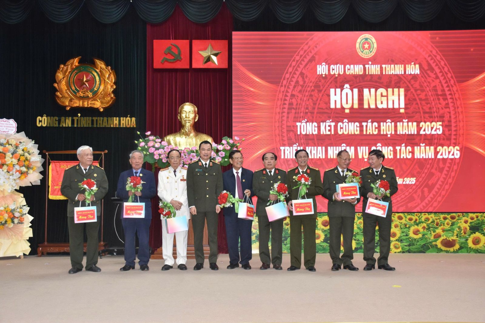 Hội Cựu CAND tỉnh Thanh Hóa tổ chức Hội nghị tổng kết công tác năm 2025, triển khai nhiệm vụ năm ...