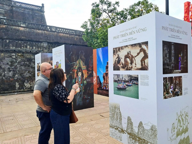 Trưng bày “Di sản văn hoá Việt Nam - Sức sống từ truyền thống đến hiện đại” -0