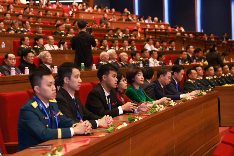 Đưa phong trào thi đua trở thành dòng chảy nhân văn nuôi dưỡng niềm tin, tạo dựng cuộc sống đủ đầy -1