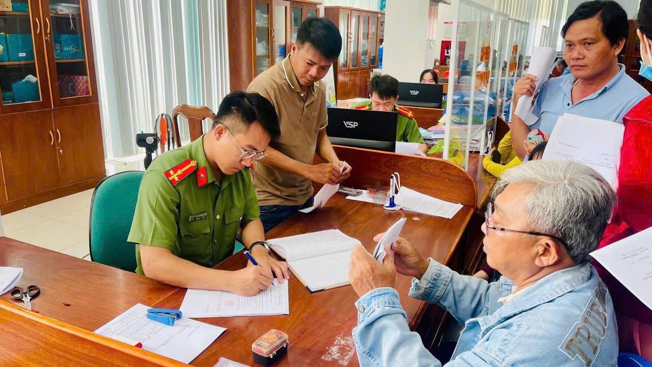 photo-library-20260102100110-c6013929-d9ce-472b-8a8f-8db27ce95a39-anh-3.jpg -0