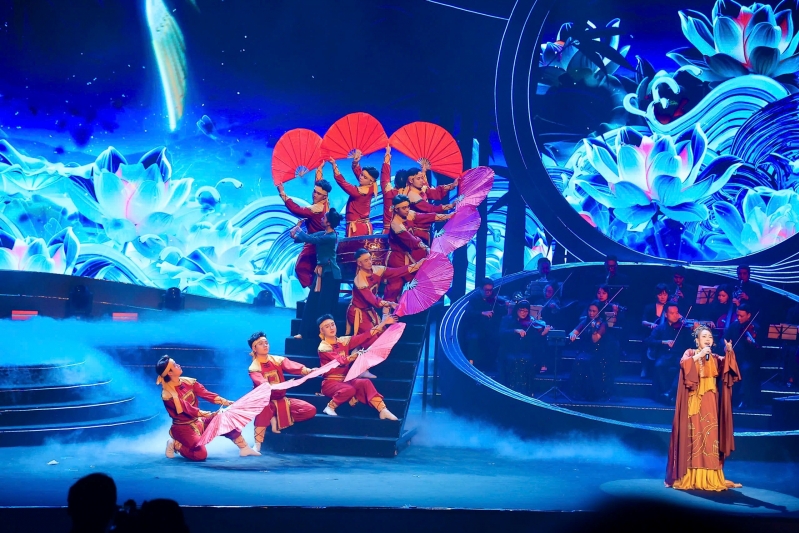 Khơi dậy tinh thần đoàn kết, khát vọng vươn lên, chào mừng Đại hội XIV của Đảng