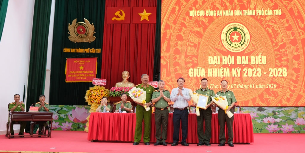 Hội Cựu CAND TP Cần Thơ tổ chức Đại hội giữa nhiệm kỳ 2023 - 2028