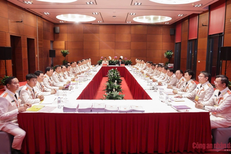 Chủ tịch nước Lương Cường dự buổi làm việc tại Đoàn đại biểu Đảng bộ Công an Trung ương