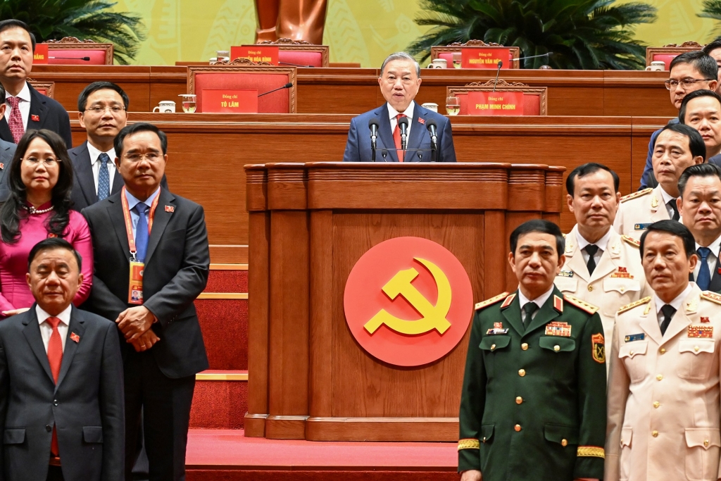 Bộ Chính trị Ban Bí thư, Ban Chấp hành Trung ương khóa XIV ra mắt Đại hội