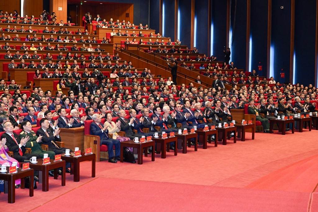 Bộ Chính trị Ban Bí thư, Ban Chấp hành Trung ương khóa XIV ra mắt Đại hội