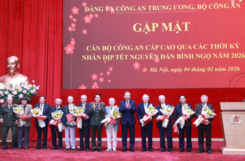 Khơi dậy ý chí, khát vọng hành động quyết liệt trong toàn dân thực hiện thắng lợi mục tiêu Đại hội XIV -0