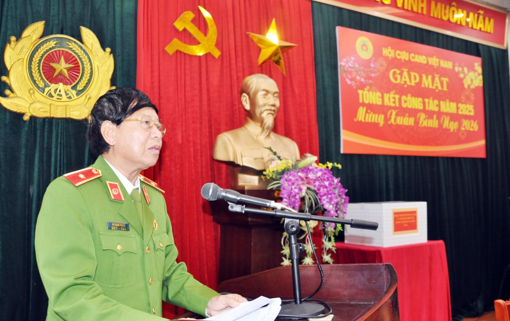 Bí thư Thành ủy Hà Nội Nguyễn Duy Ngọc thăm và chúc Tết Hội Cựu CAND Việt Nam