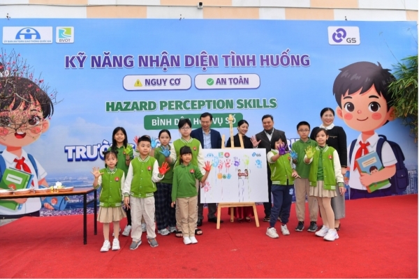 Gieo mầm ý thức an toàn giao thông tại Trường Tiểu học Marie Curie