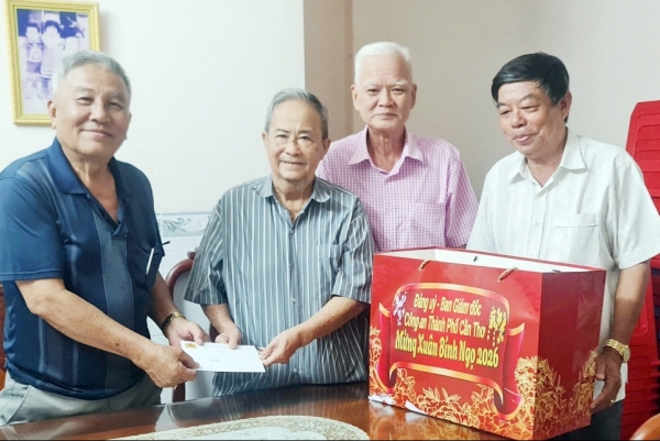 Tết Bính Ngọ ấm áp nghĩa tình với hội viên cựu CAND TP Cần Thơ